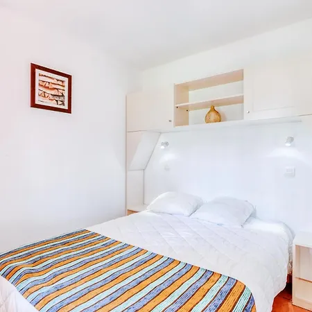 Les Pins - Maeva - 2 Pieces 5 Personnes - Selection Mae-6661 * Lacanau